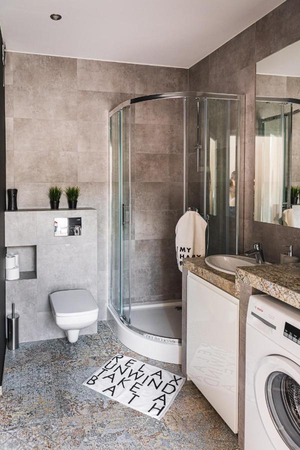 Apartament Dobre Miejsce 2 Ustrzyki Dolne Ngoại thất bức ảnh