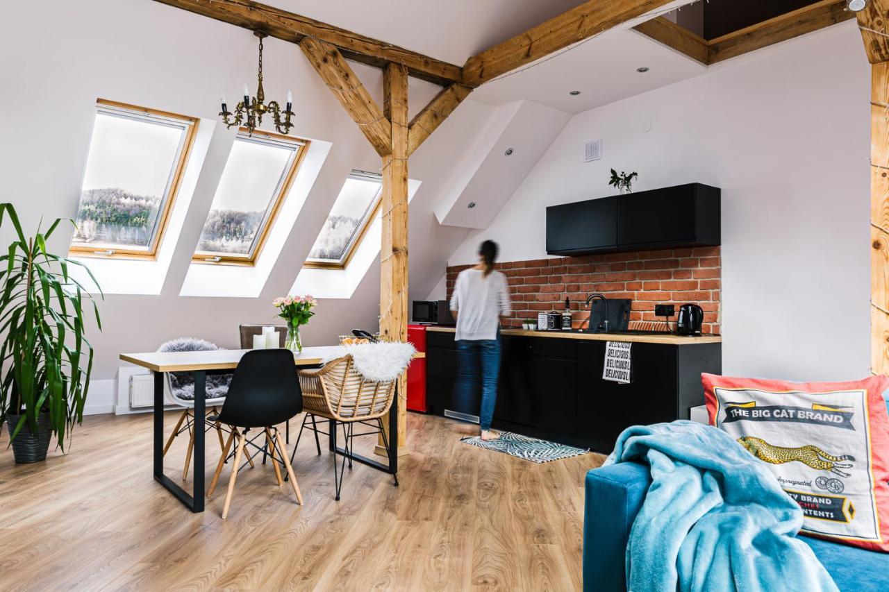 Apartament Dobre Miejsce 2 Ustrzyki Dolne Ngoại thất bức ảnh